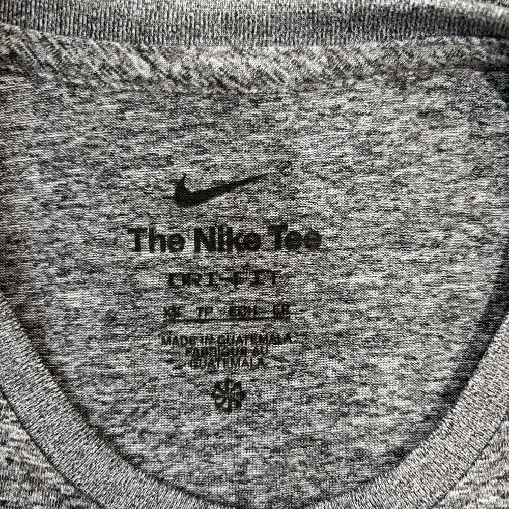 Nike Dri Fit women's XS Heather Gray breathe running Gym Workout tank Top - Picture 13 of 16